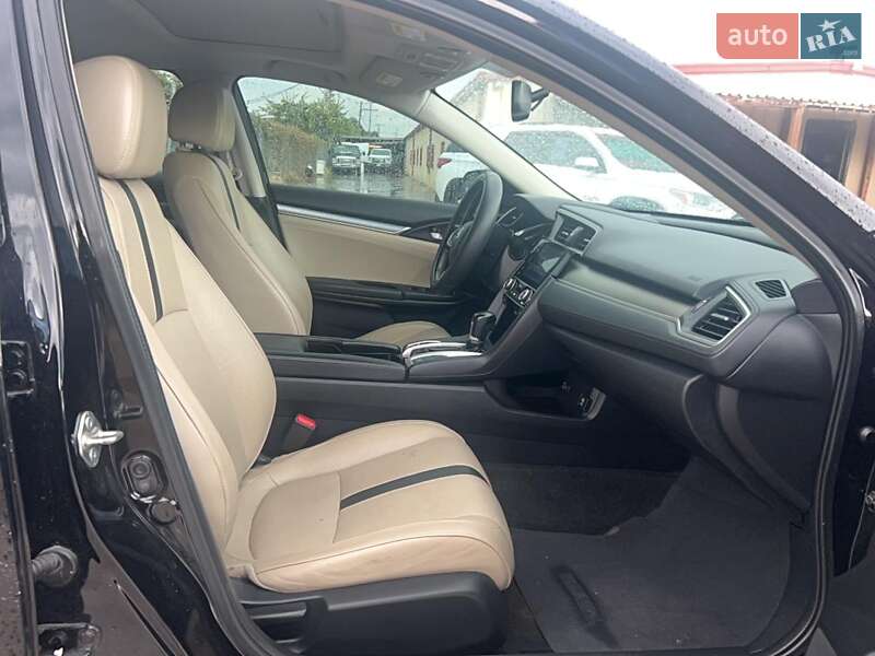 Седан Honda Civic 2017 в Полтаве