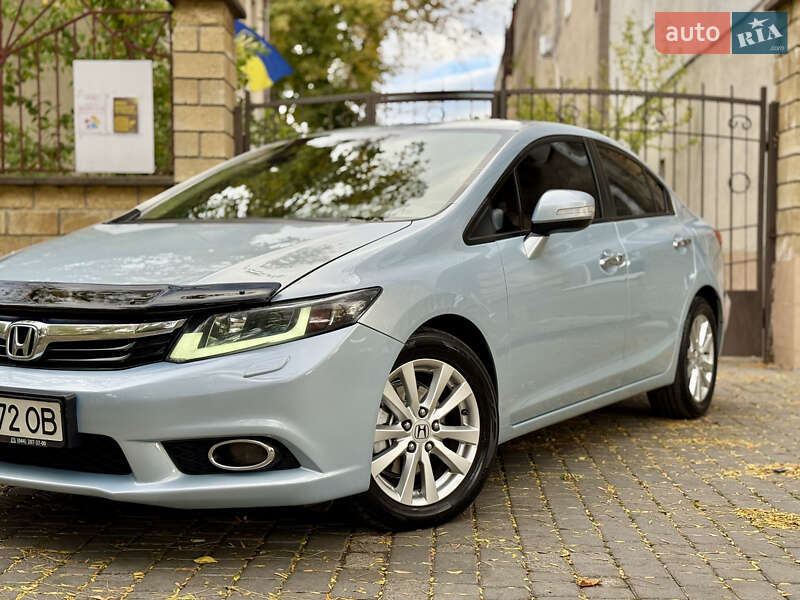 Седан Honda Civic 2012 в Киеве фото 22 Седан Honda Civic 2012 в Киеве