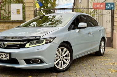 Седан Honda Civic 2012 в  фото 22 Седан Honda Civic 2012 в