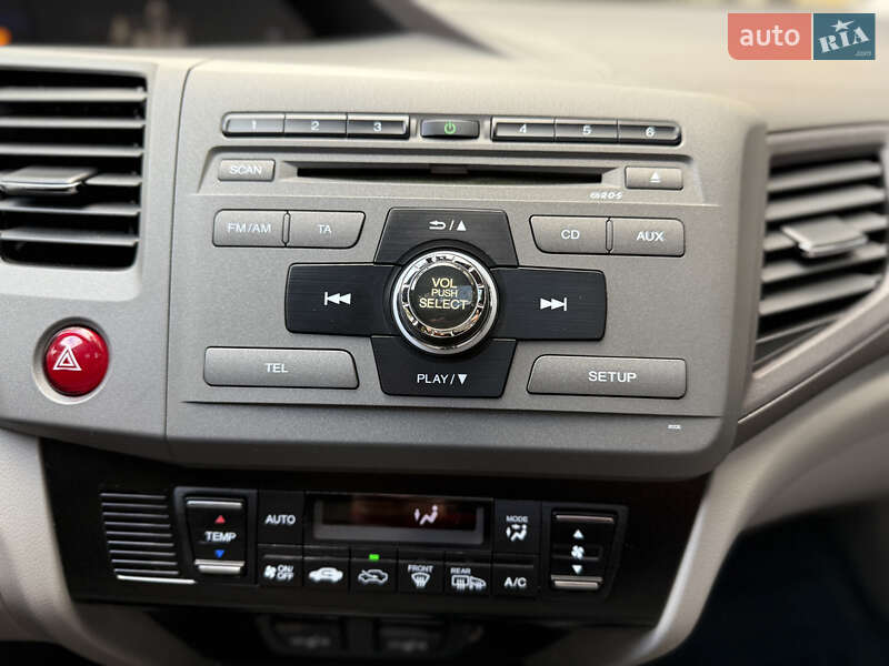 Седан Honda Civic 2012 в Киеве фото 41 Седан Honda Civic 2012 в Киеве