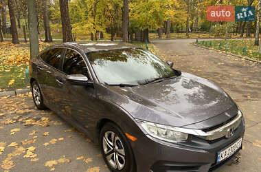 Седан Honda Civic 2017 в Киеве