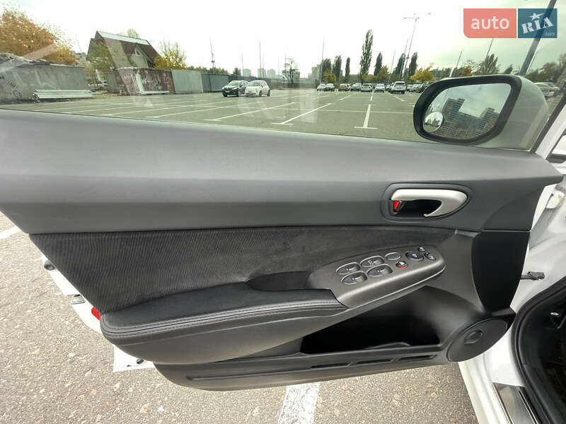 Седан Honda Civic 2008 в Києві