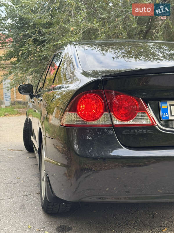 Седан Honda Civic 2008 в Запоріжжі