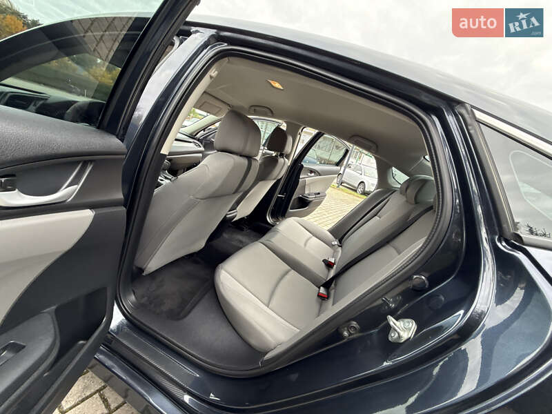 Седан Honda Civic 2016 в Львове фото 22 Седан Honda Civic 2016 в Львове