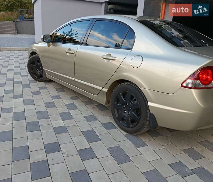 Седан Honda Civic 2008 в Мукачево