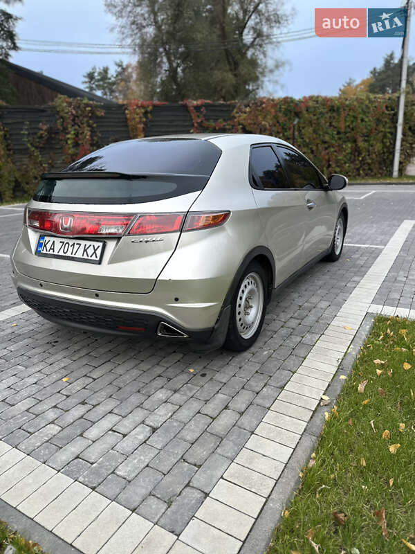 Хетчбек Honda Civic 2008 в Києві фото 4 Хетчбек Honda Civic 2008 в Києві
