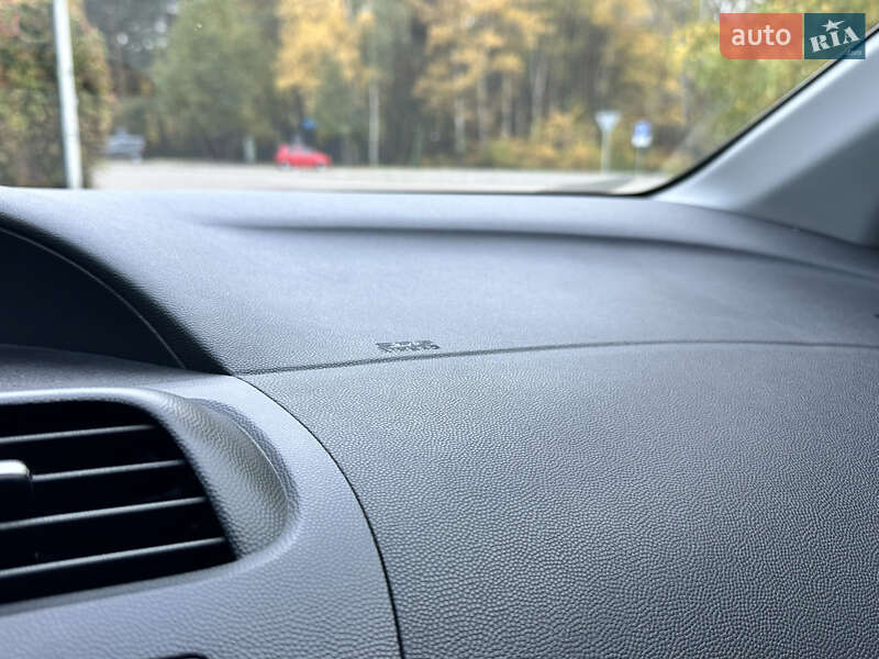 Хетчбек Honda Civic 2008 в Києві фото 9 Хетчбек Honda Civic 2008 в Києві