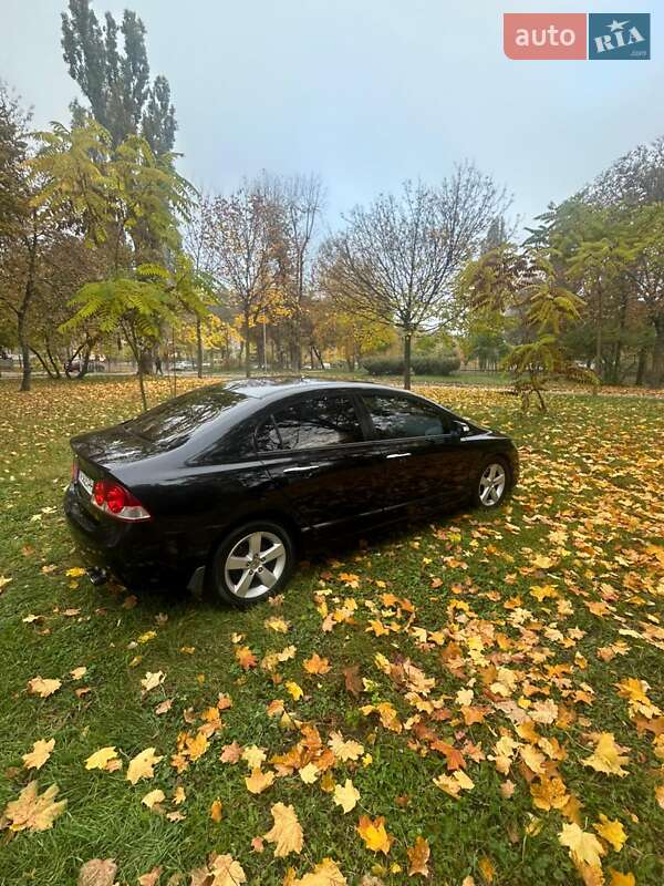 Седан Honda Civic 2007 в Києві