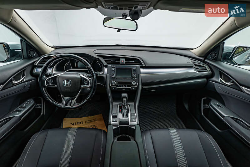 Седан Honda Civic 2018 в Києві фото 10 Седан Honda Civic 2018 в Києві