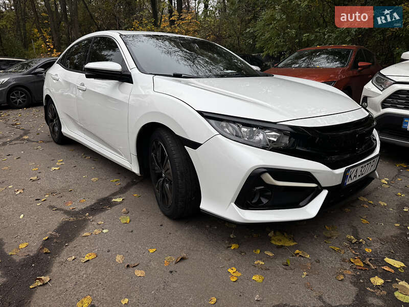 Хэтчбек Honda Civic 2017 в Киеве фото 28 Хэтчбек Honda Civic 2017 в Киеве