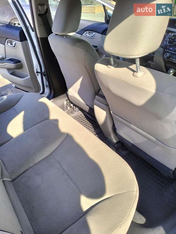 Седан Honda Civic 2013 в Запоріжжі фото 5 Седан Honda Civic 2013 в Запоріжжі
