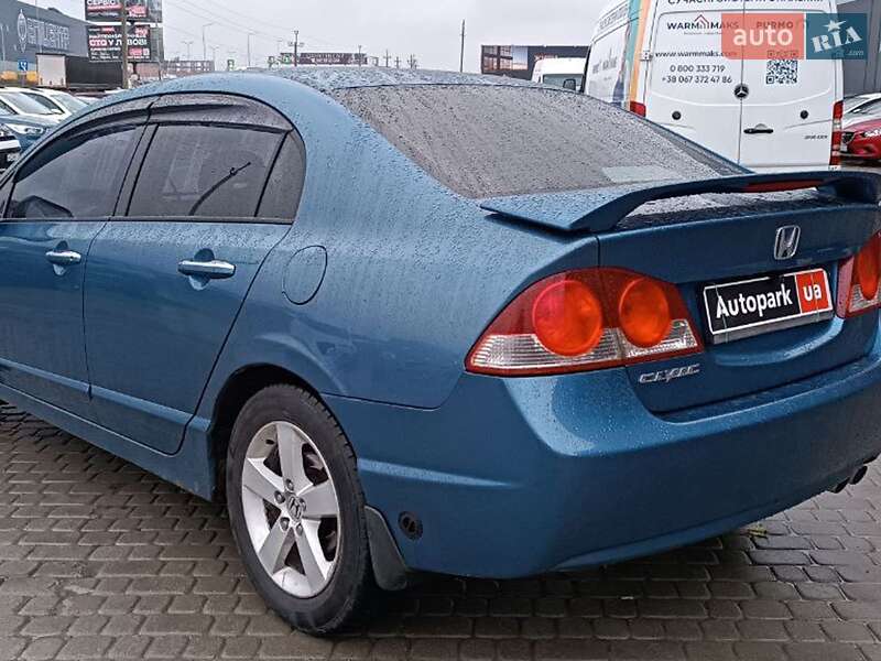 Седан Honda Civic 2007 в Львові