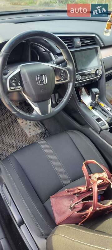 Седан Honda Civic 2018 в Смеле фото Седан Honda Civic 2018 в Смеле