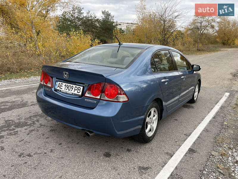 Седан Honda Civic 2007 в Кам'янському