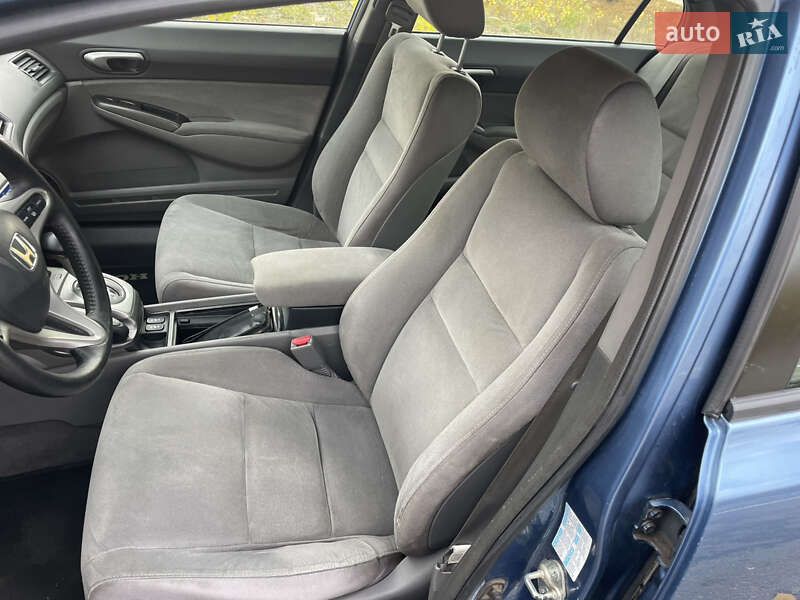 Седан Honda Civic 2007 в Кам'янському