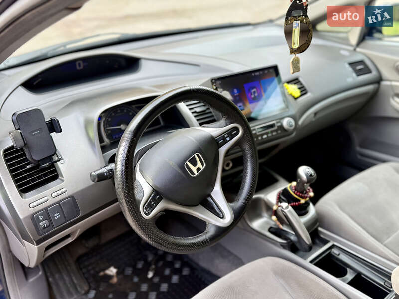 Седан Honda Civic 2008 в Каменском фото 12 Седан Honda Civic 2008 в Каменском
