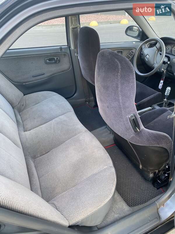 Седан Honda Civic 1994 в Луцке фото 2 Седан Honda Civic 1994 в Луцке