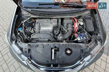 Седан Honda Civic 2013 в  фото 24 Седан Honda Civic 2013 в