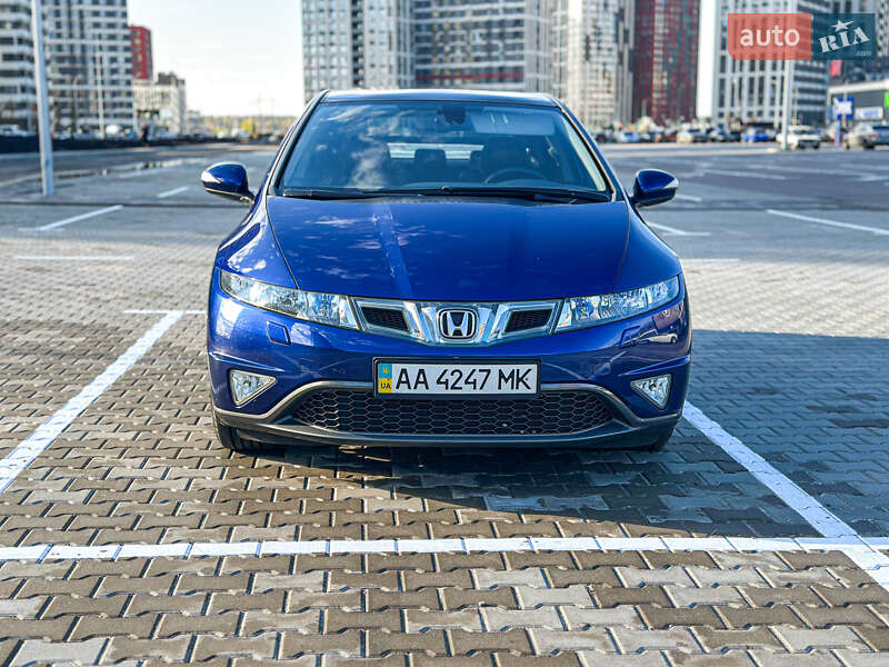 Хетчбек Honda Civic 2009 в Києві фото 3 Хетчбек Honda Civic 2009 в Києві