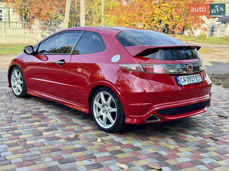 Хэтчбек Honda Civic 2008 в Черкассах
