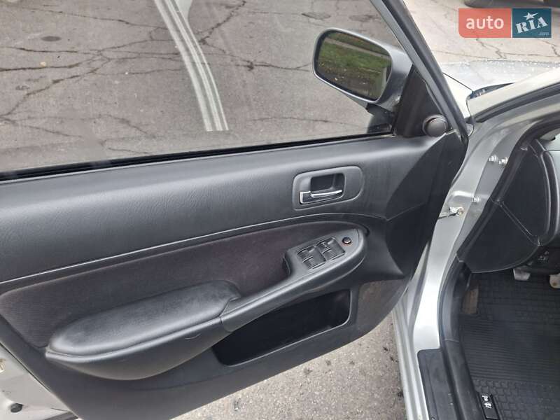 Седан Honda Civic 2004 в Кременчуці фото 2 Седан Honda Civic 2004 в Кременчуці