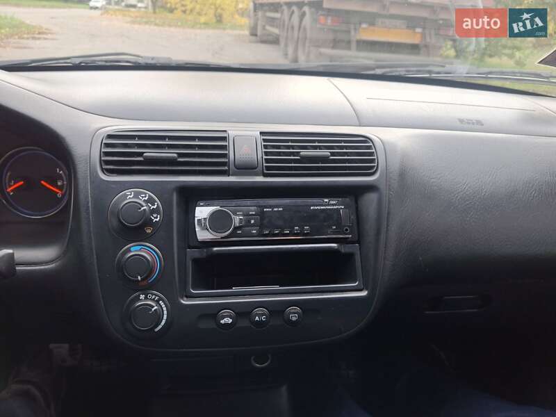 Седан Honda Civic 2004 в Кременчуці фото 11 Седан Honda Civic 2004 в Кременчуці