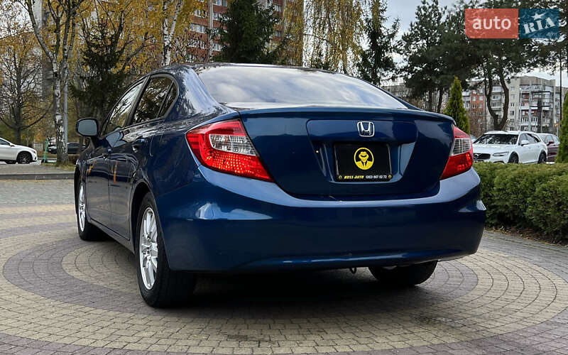 Седан Honda Civic 2011 в Львове фото 5 Седан Honda Civic 2011 в Львове