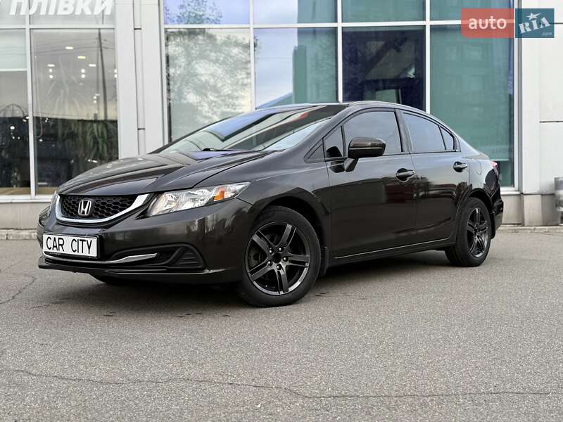 Седан Honda Civic 2014 в Киеве
