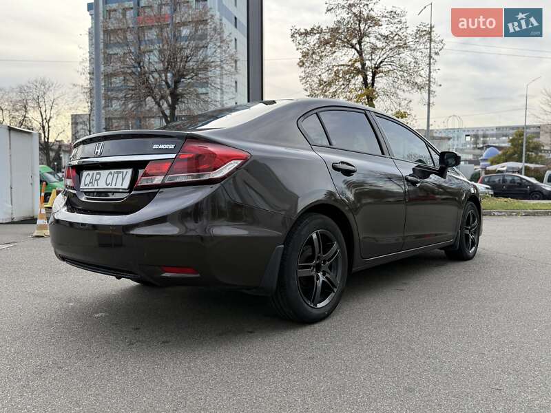 Седан Honda Civic 2014 в Киеве