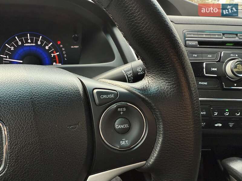 Седан Honda Civic 2014 в Киеве