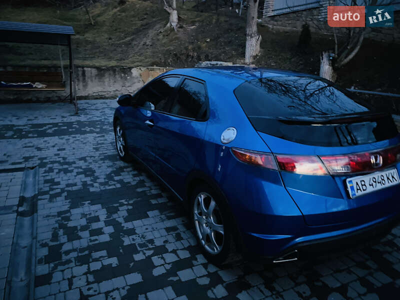 Хэтчбек Honda Civic 2007 в Могилев-Подольске фото 29 Хэтчбек Honda Civic 2007 в Могилев-Подольске