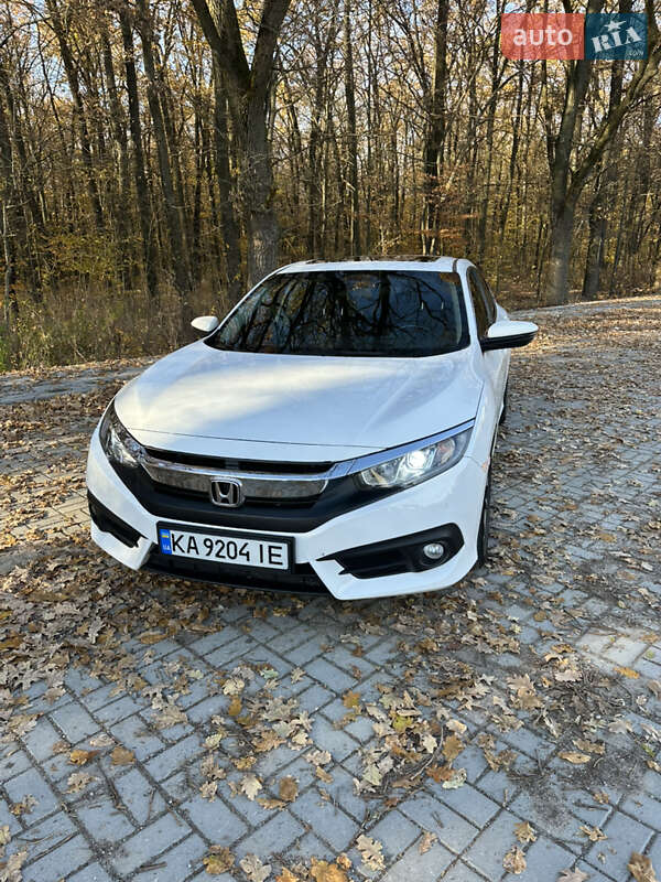 Седан Honda Civic 2017 в Виннице