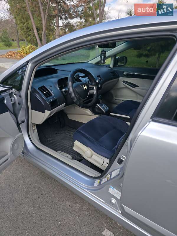 Седан Honda Civic 2006 в Измаиле фото 13 Седан Honda Civic 2006 в Измаиле