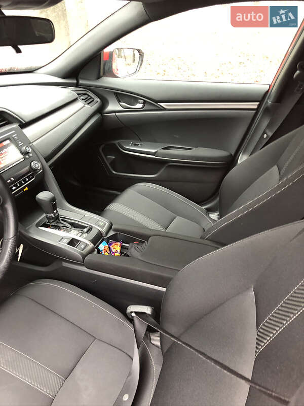 Хетчбек Honda Civic 2018 в Харкові