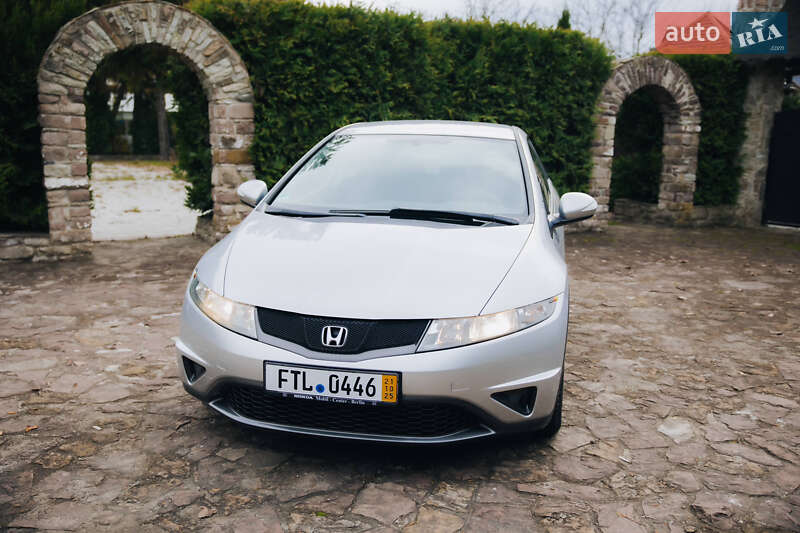 Хэтчбек Honda Civic 2010 в Бучаче