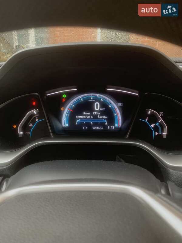 Седан Honda Civic 2017 в Киеве фото 6 Седан Honda Civic 2017 в Киеве