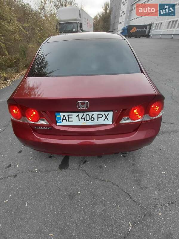 Седан Honda Civic 2008 в Днепре