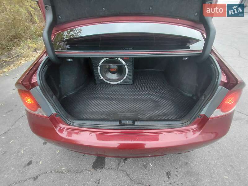 Седан Honda Civic 2008 в Днепре