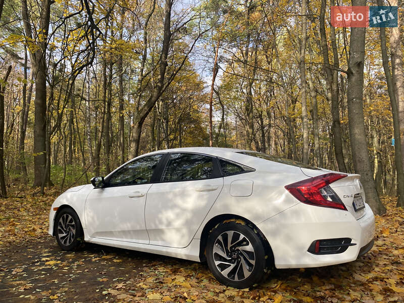 Седан Honda Civic 2018 в Киеве фото 10 Седан Honda Civic 2018 в Киеве