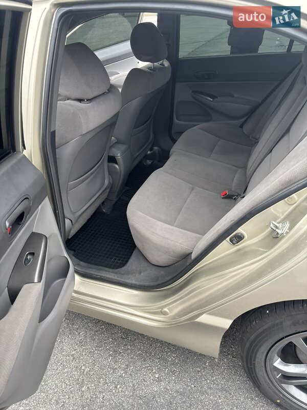 Седан Honda Civic 2008 в Запоріжжі