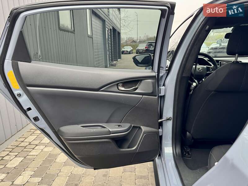 Хэтчбек Honda Civic 2019 в Киеве