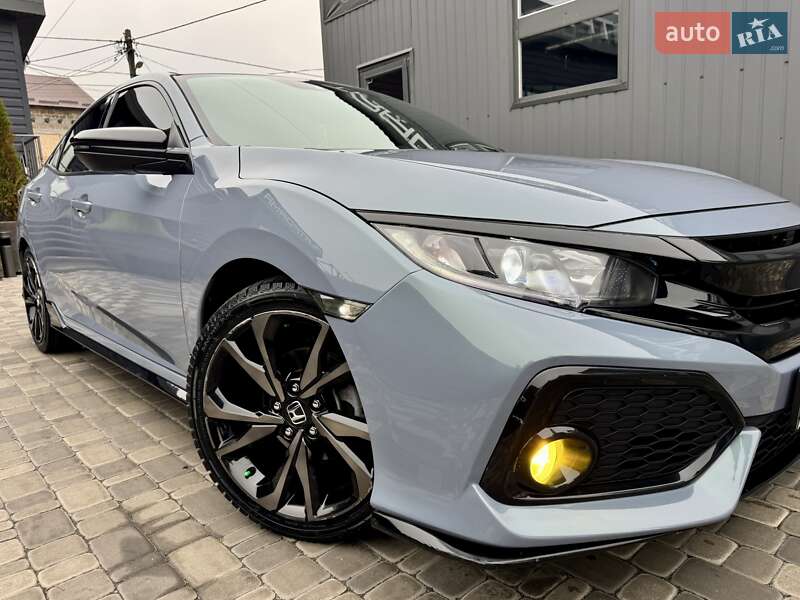 Хэтчбек Honda Civic 2019 в Киеве