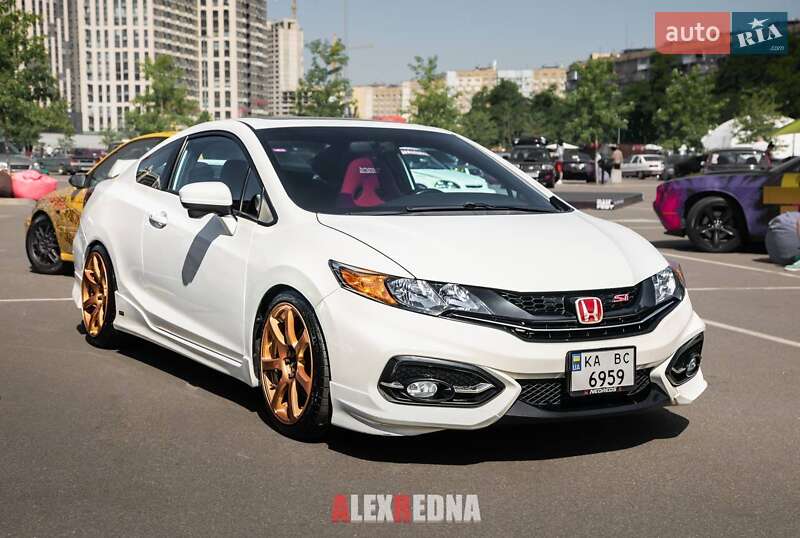 Купе Honda Civic 2015 в Києві