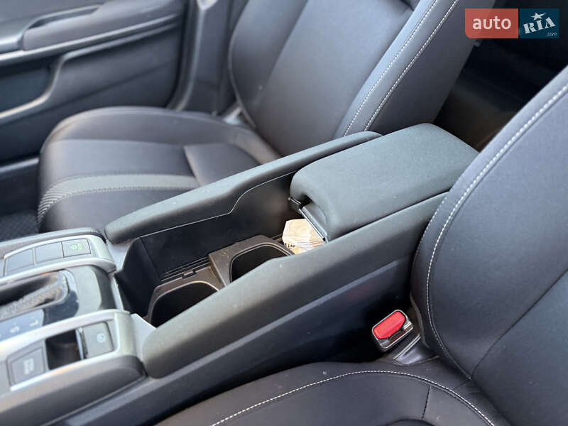 Седан Honda Civic 2018 в Львове фото 30 Седан Honda Civic 2018 в Львове