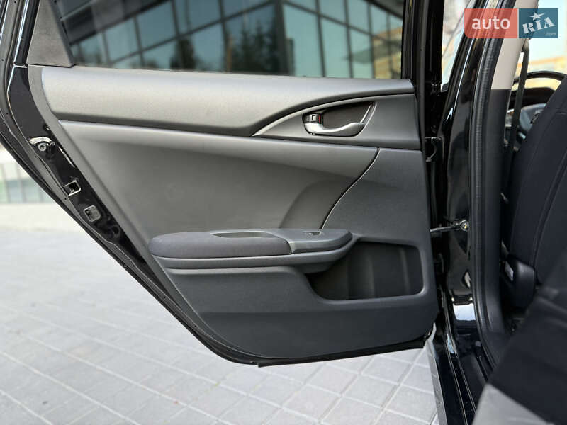 Седан Honda Civic 2018 в Львове фото 33 Седан Honda Civic 2018 в Львове