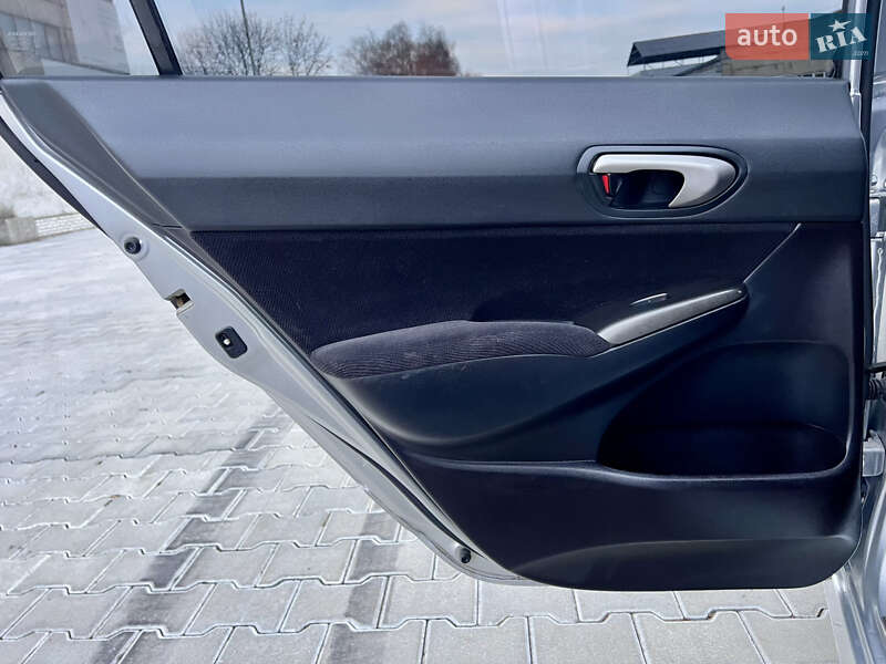 Седан Honda Civic 2008 в Тернополі фото 46 Седан Honda Civic 2008 в Тернополі