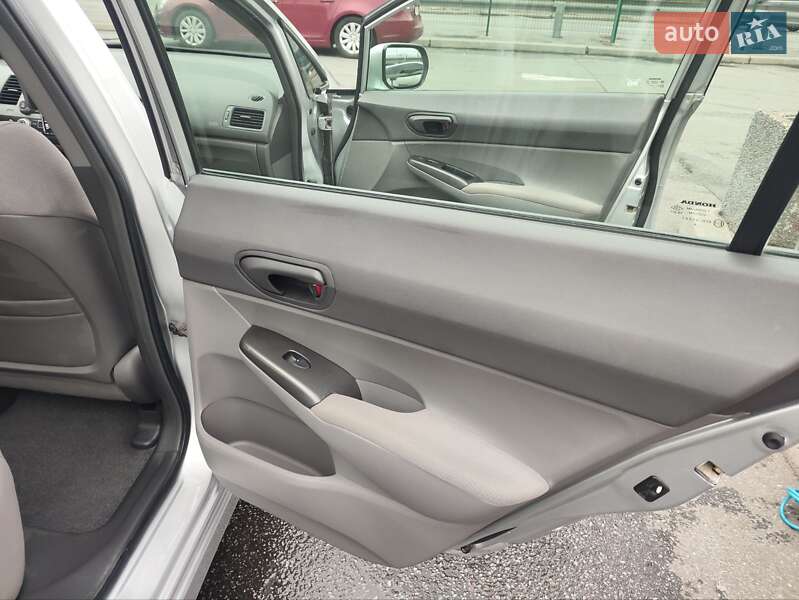 Седан Honda Civic 2008 в Киеве фото 18 Седан Honda Civic 2008 в Киеве