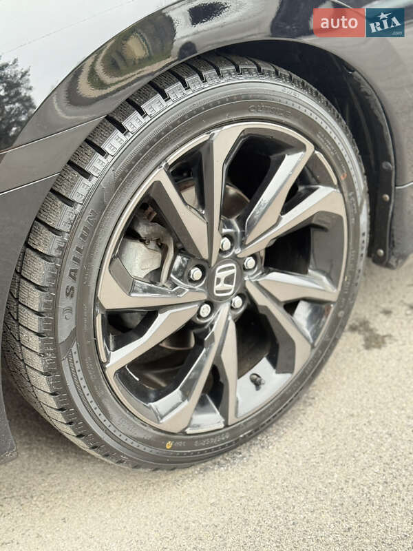 Купе Honda Civic 2018 в Чернигове фото 33 Купе Honda Civic 2018 в Чернигове