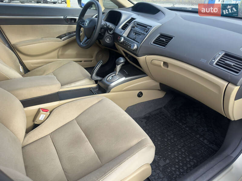 Седан Honda Civic 2008 в Киеве