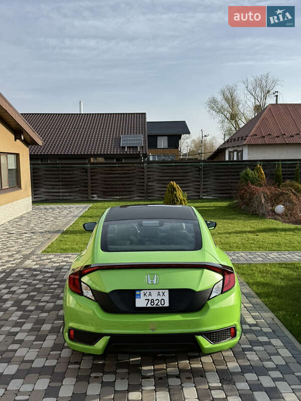 Купе Honda Civic 2016 в Киеве фото 10 Купе Honda Civic 2016 в Киеве